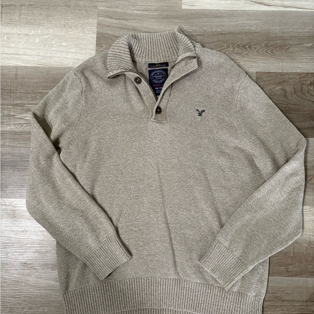 American Eagle Men's Beige Quarter Zip Sweater. XXL